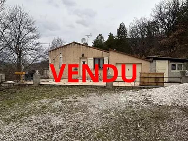 Maison vente à Centre Ville, Castellane