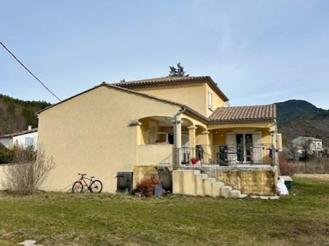Maison vente à Castellane