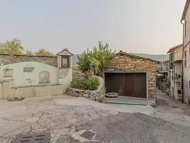 Maison vente à Bourges, Villeneuve-sur-cher