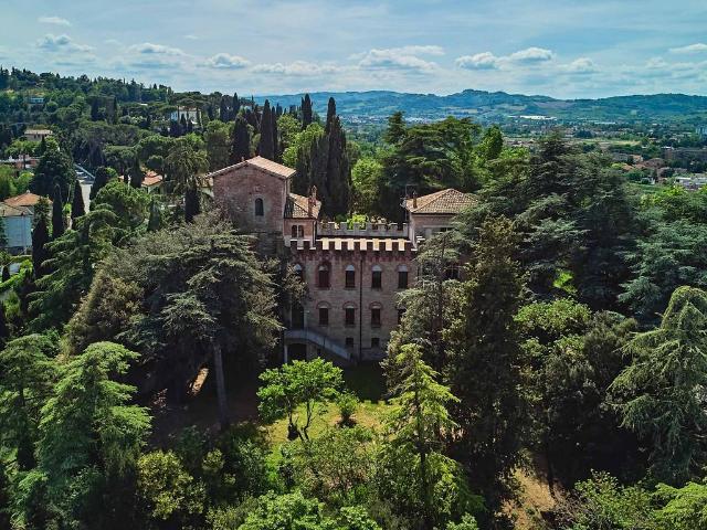 Rustico in vendita a Unione dei comuni Valle del Savio, Cesenà