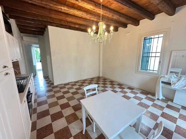Appartamento in affitto a Fonte, Castello Di Godego
