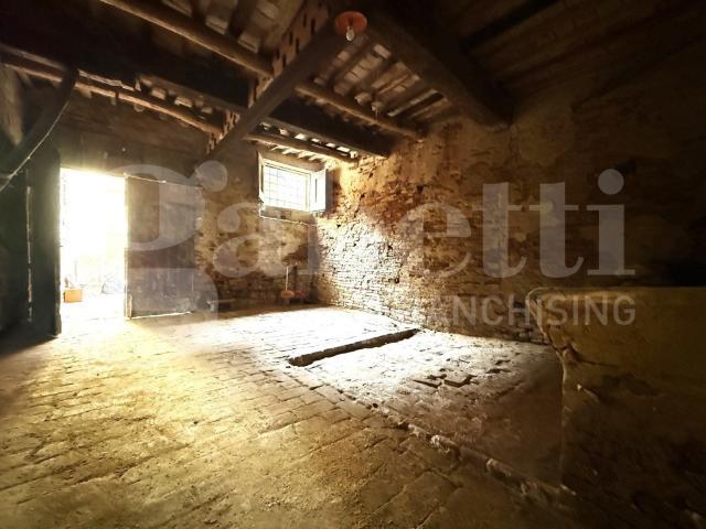 Rustico in vendita a Legoli, Toscana