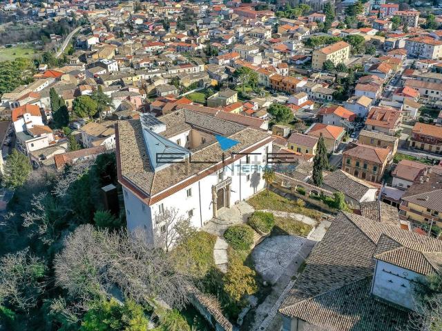 Rustico in vendita a Torre De' Passeri, Abruzzo