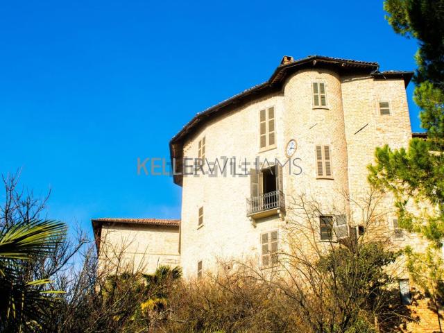 Rustico in vendita a Piemonte, Asti