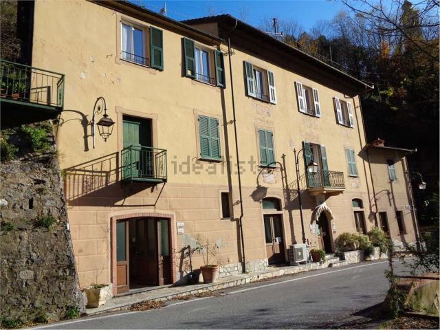 Rustico in vendita a Nasino, Liguria