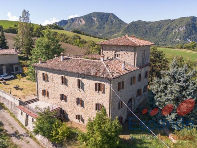 Rustico in vendita a Unione dell'Appennino Bolognese, Grizzana Morandi