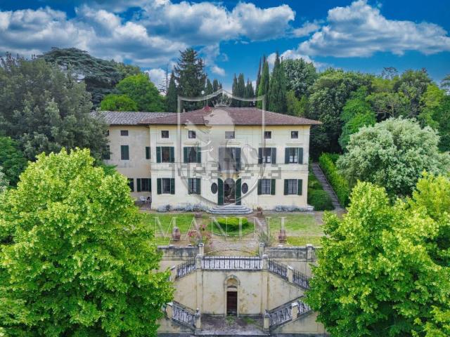 Rustico in vendita a Contrada della Selva, Siena
