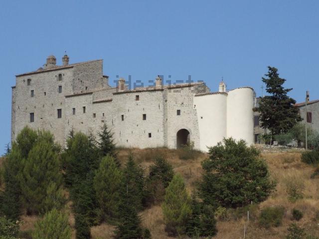 Rustico in vendita a Monte Latrone, Izzalini