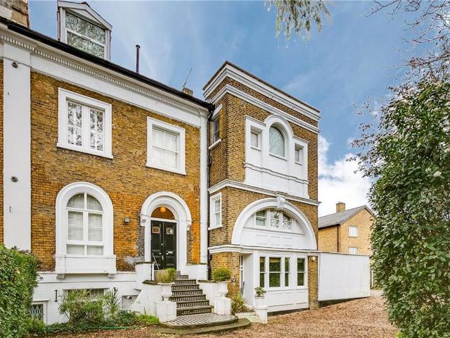 Apartment for rent in Greater London