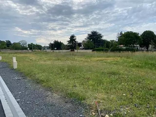 Terrain vente à Lesparre-Médoc, Castelnau-de-médoc