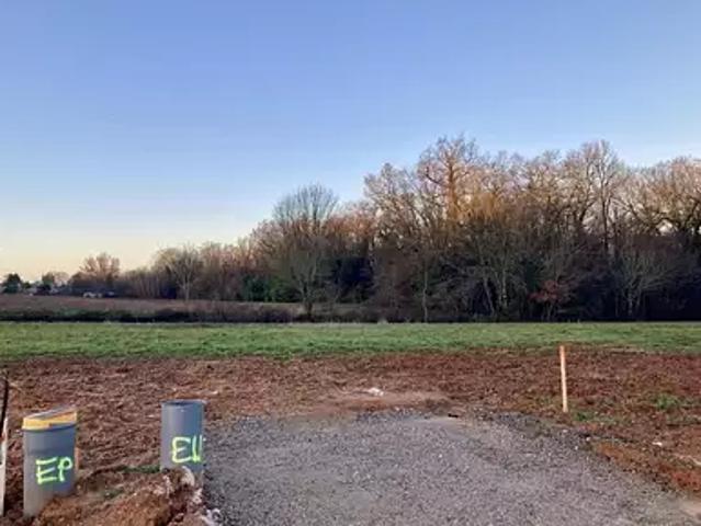 Terrain vente à Lesparre-Médoc, Castelnau-de-médoc