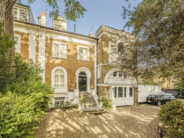 Apartment for rent in London Borough of Richmond upon Thames, Greater London