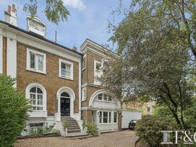 Apartment for rent in Greater London