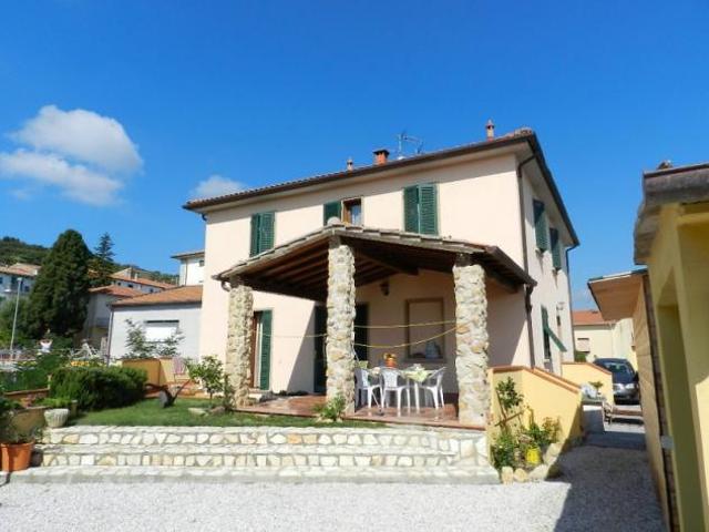 Appartamento in vendita a Rosignano Marittimo, Toscana