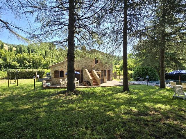 Casa in vendita a Castelnuovo Val Di Cecina, Toscana