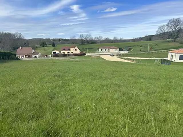 Terrain vente à Sarlat-la-Canéda, Castels