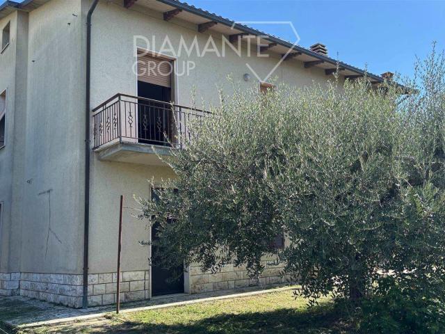 Casa in vendita a Castiglione del Lago