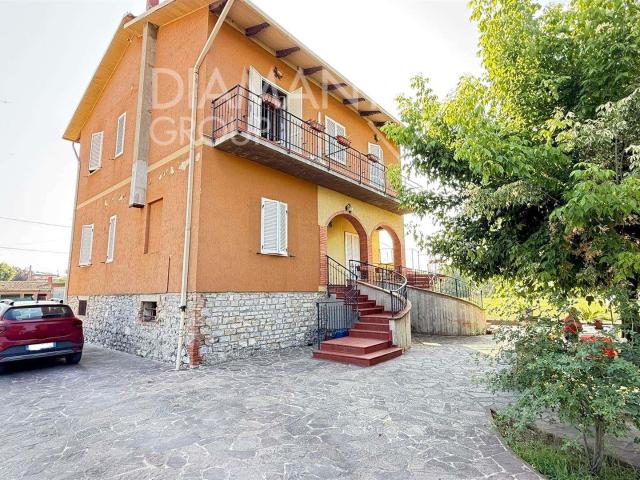 Casa in vendita a Piana, Gioiella