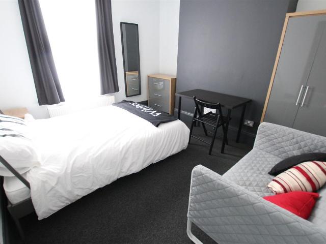 Room for rent in Semilong, Northampton
