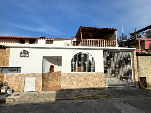 Casa en venta en Guatire, Miranda