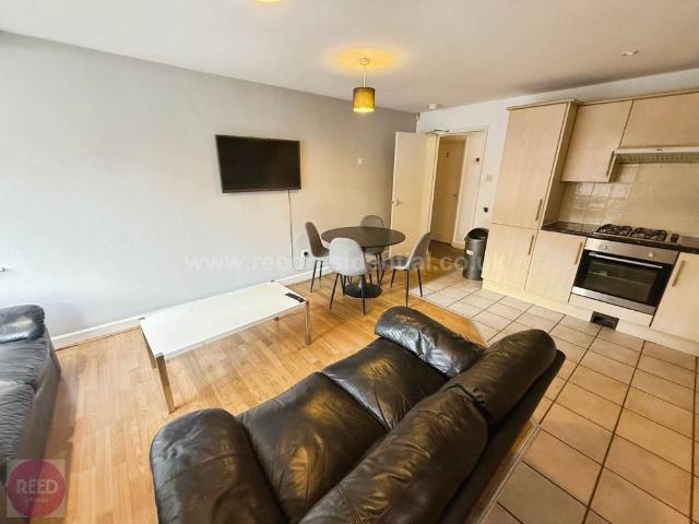 Room for rent in Haddon, East Midlands