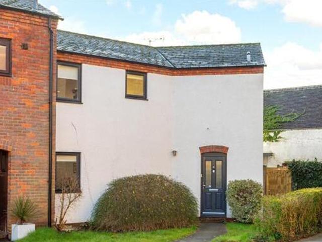 House for sale in Buckingham, Buckinghamshire