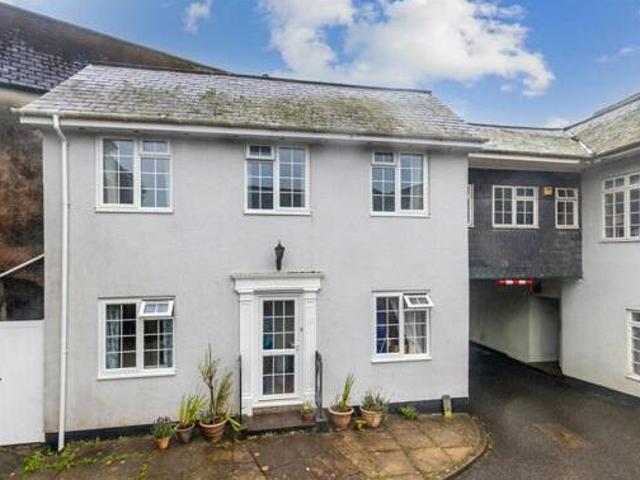 House for sale in Strode, Devon
