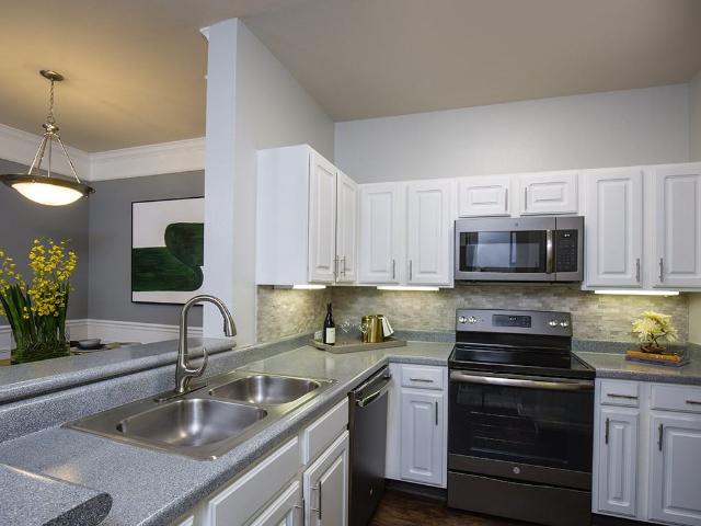 Apartment for rent in Castle Creek, Indianapolis