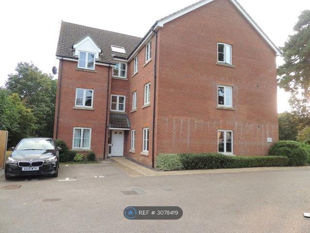 Apartment for rent in Grange Farm, East Suffolk
