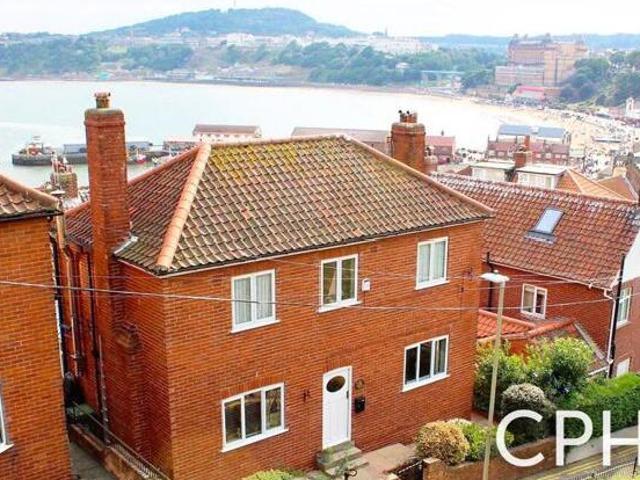 House for sale in The Old Town, Scarborough