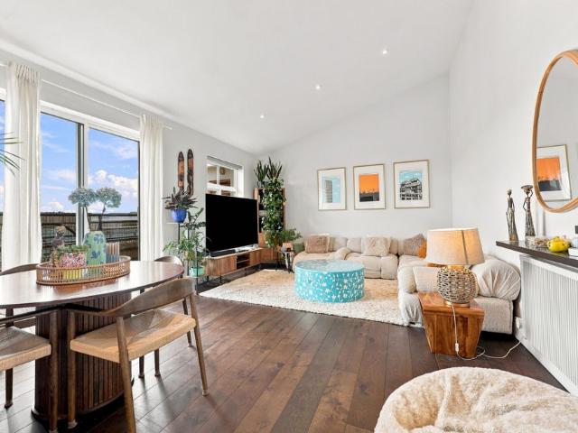 Apartment to rent in Bluebell, North Tipperary