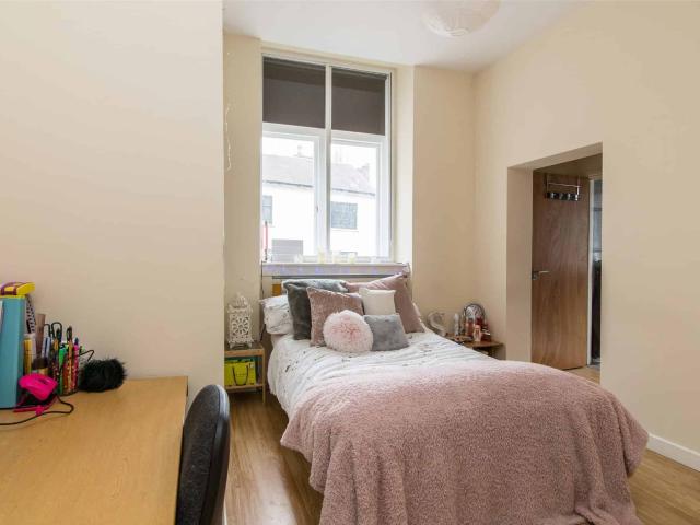 Apartment for rent in The Meadows, Haddon