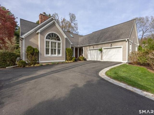 Condo for sale in Cheshire, Connecticut