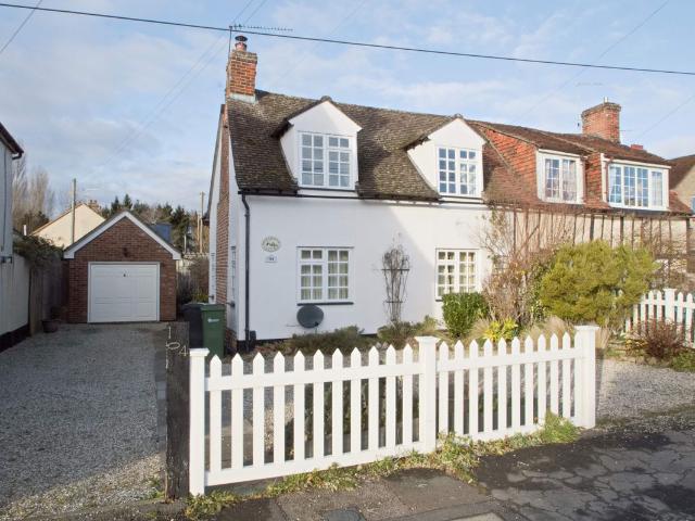 House for rent in Chipping Hill, Essex
