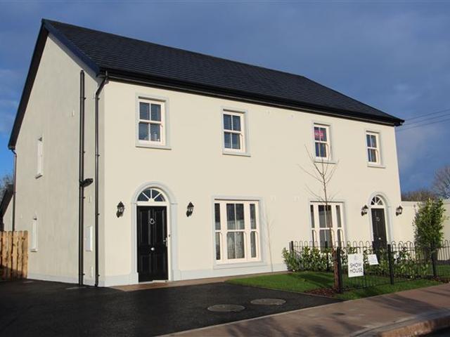 Detached House for sale in Carrickmacross, Ulster