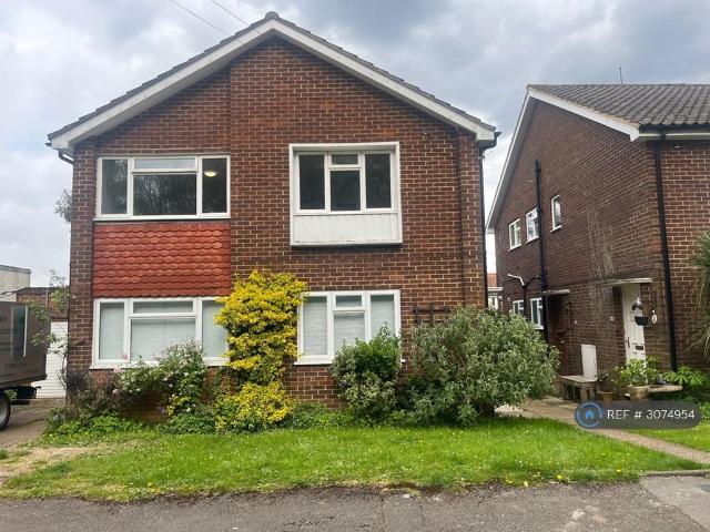 Apartment for rent in The Wells, Epsom and Ewell