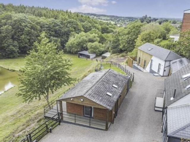 House for sale in Lower Farm Estates, Camp Hill
