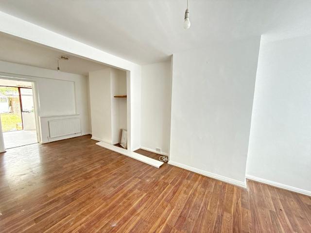 House for rent in London Borough of Ealing, Greater London