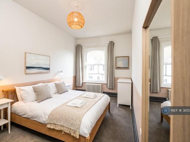 Apartment for rent in The Close, Salisbury
