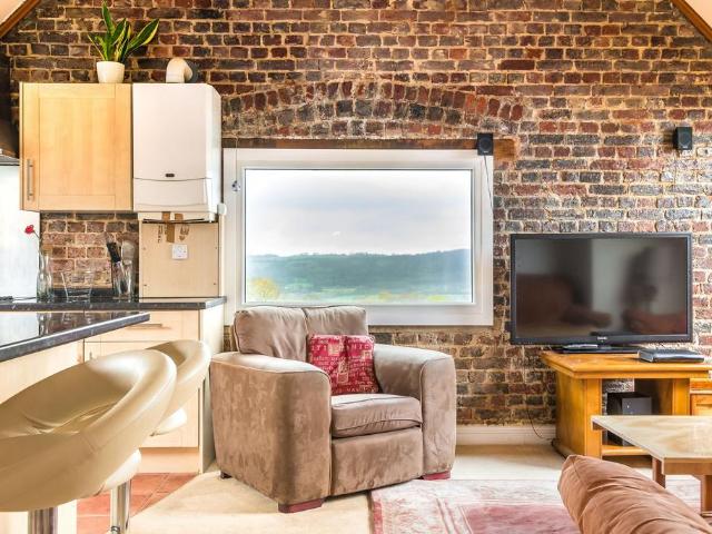 Apartment for rent in Hillview, Surrey