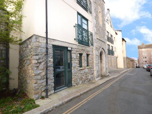 Apartment for rent in Barbican, Mount Wise