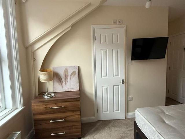 Room for rent in Salisbury, Wiltshire