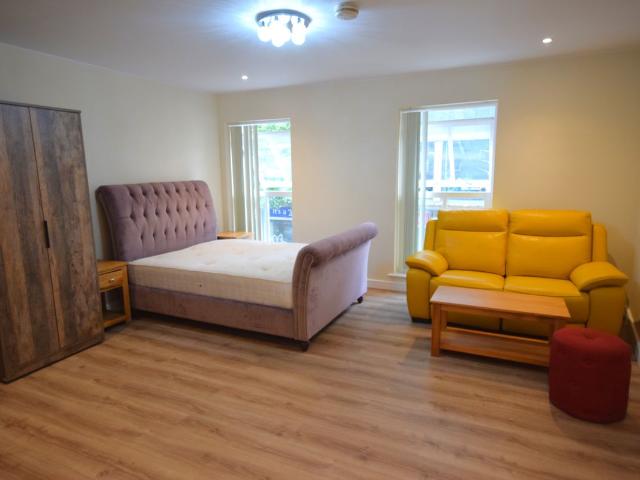 Studio for rent in City Centre, South Yorkshire