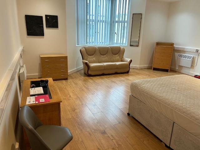 Studio for rent in Mount Pleasant, Nangreaves