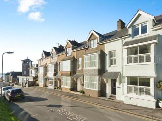 House for sale in Criccieth