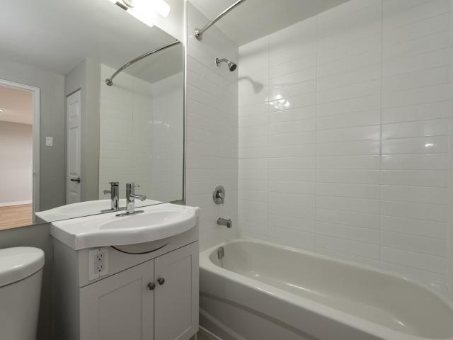 Apartment for rent in Mulhurst Bay, Ontario