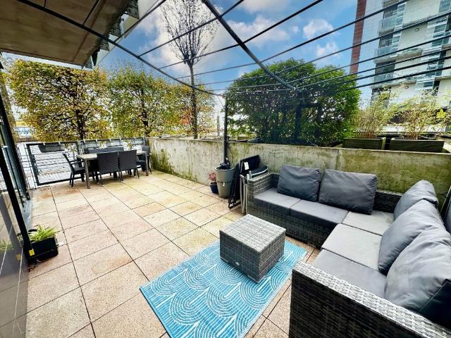 Apartment for rent in Thornwood, Govan