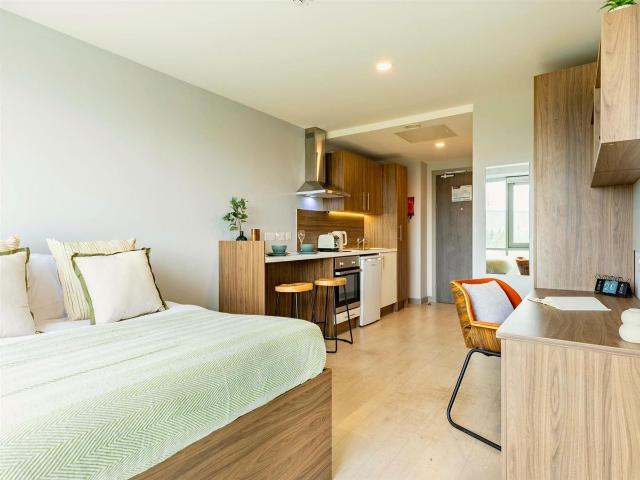 Studio for rent in Partick, Scotland