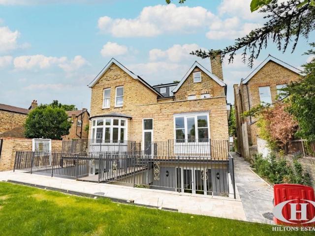 Apartment for rent in London Borough of Ealing, Greater London
