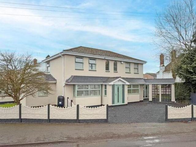 House for sale in Castlecroft, West Midlands